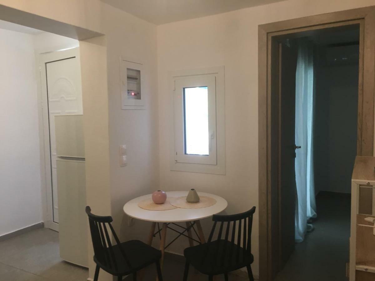 Villakia Katerina Lipsi Bagian luar foto